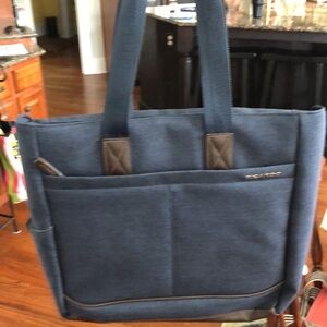 Ricardo Beverly Hills Malibu Bay -Tote - Gray/Navy in GENTLY USED CONDITION!